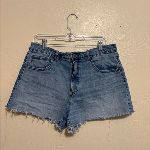 Universal Thread Blue Jean Shorts Vintage Distressed - Picture 1 of 8